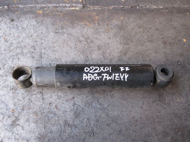 ショックアブソーバー(前右)