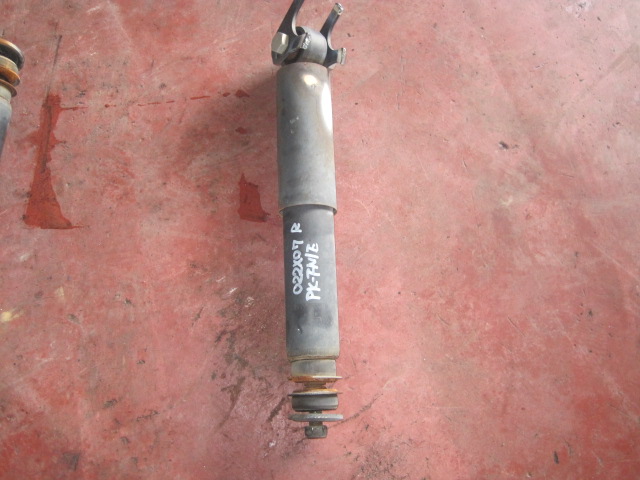 ショックアブソーバー(後左)