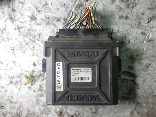 中古トラック部品詳細：エアサスコンピューター、ふそう大型車