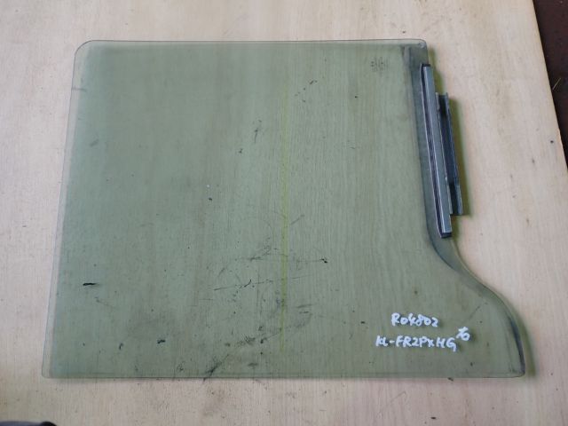 Fドアガラス(右)