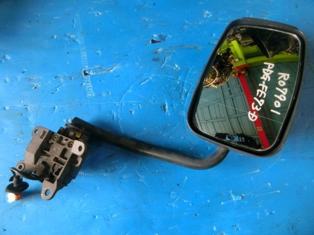 サイドミラーAy(右)