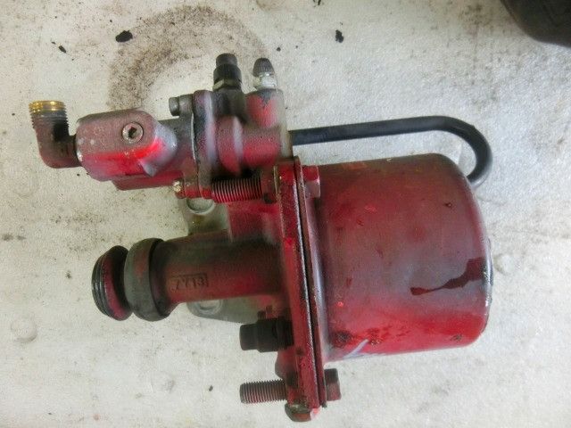 クラッチブースター