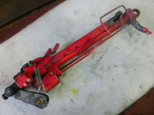 チルトシリンダー