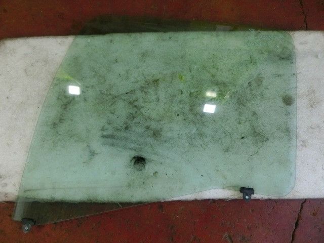 Fドアガラス(左)