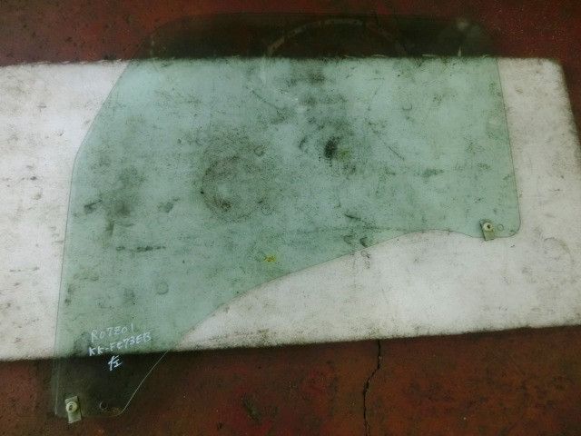 Fドアガラス(左)