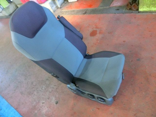 ドライバーシート