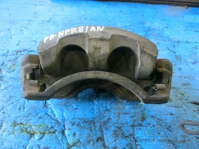 キャリパー(前右)